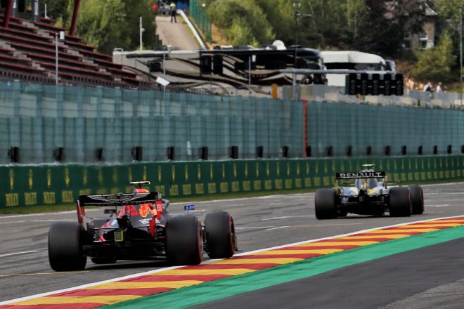 レッドブル代表 メルセデスとは戦えず ルノーを警戒しながらのレースに F1第7戦 Autosport Web 自動車情報サイト 新車 中古車 Carview