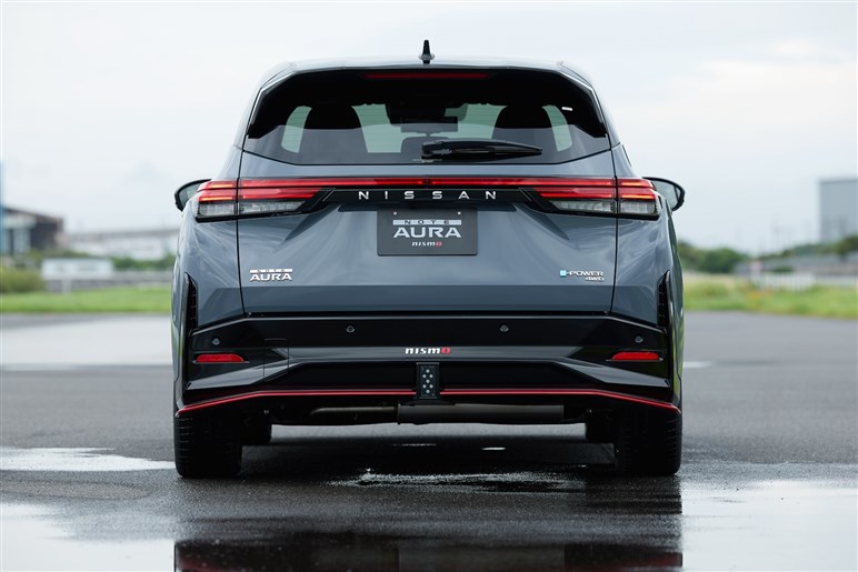 【パルサーGTI-R再来!?】新型オーラNISMO 4WDは、アテーサE-TSの伝統息づく痛快ホットハッチだった