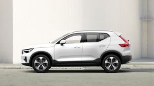 ボルボが「XC40」により快適でスムーズな操作を実現する次世代UXを導入