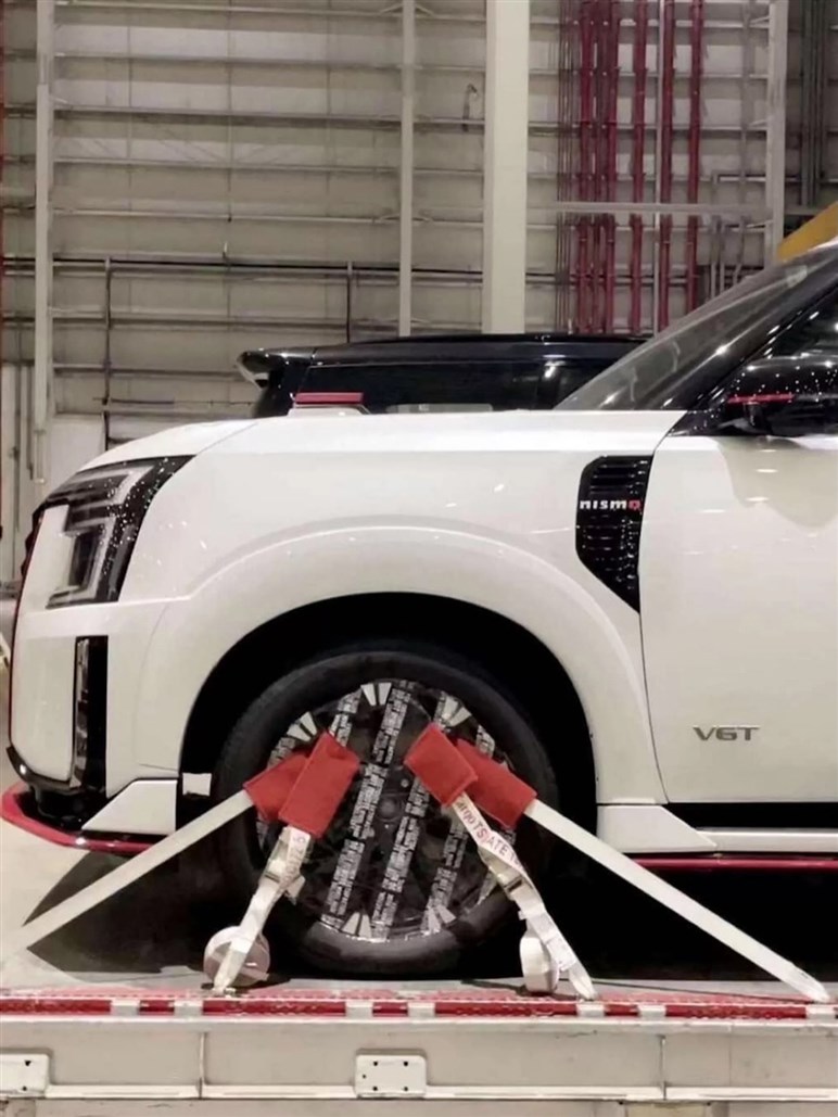 新型日産「パトロール ニスモ」が中東で姿を現す！ 3.5L V6ツインターボに専用のエアロを装備。国内への導入は？