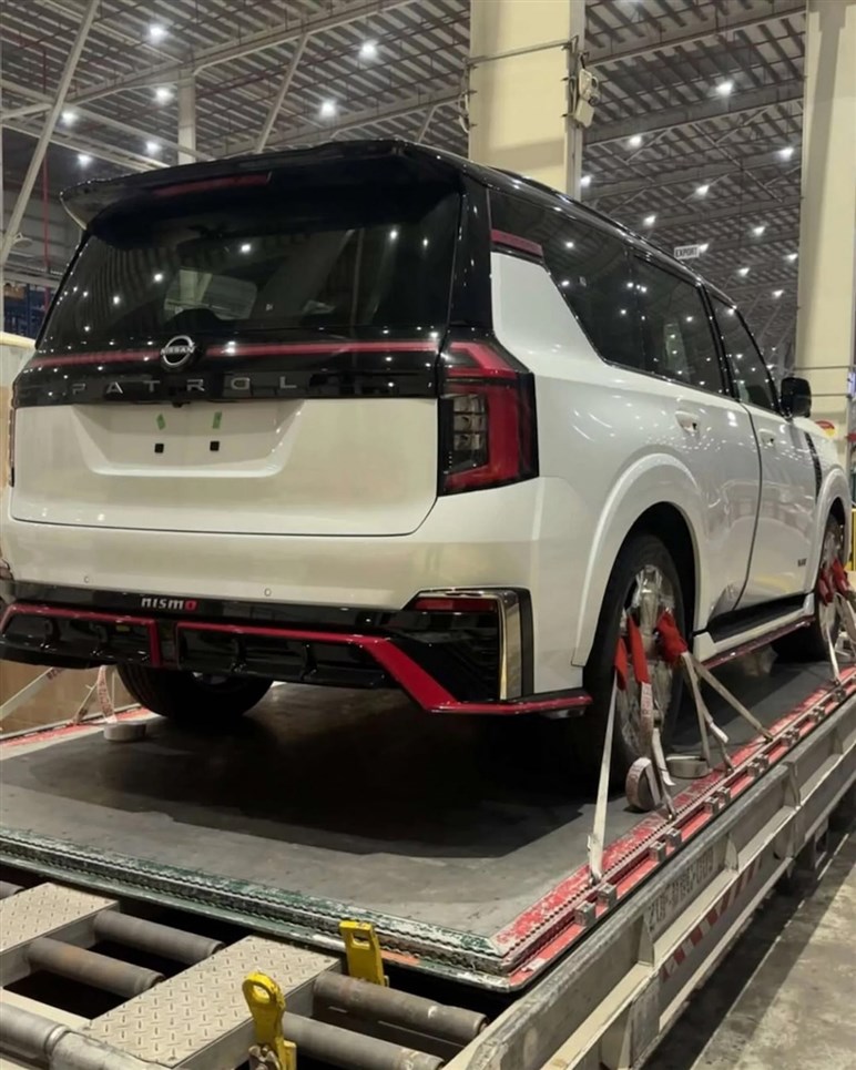 新型日産「パトロール ニスモ」が中東で姿を現す！ 3.5L V6ツインターボに専用のエアロを装備。国内への導入は？
