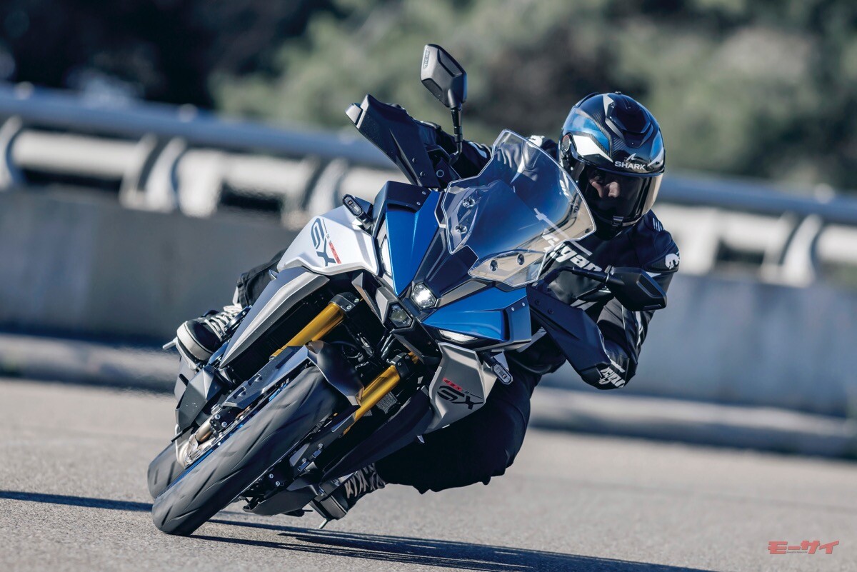 GSX-S1000GXはハヤブサと並ぶスズキの最高峰スポーツバイク!?「開発チームの言葉からその実力に迫る」