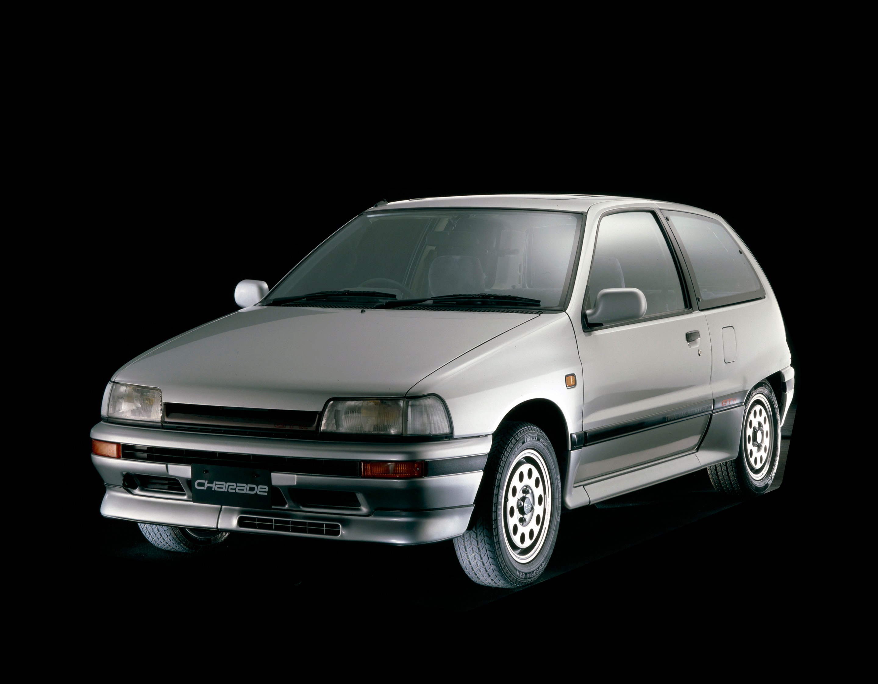 Cmソングが印象的だった80年代の日本車5選 邦楽編 Gq Japan の写真 9ページ目 自動車情報サイト 新車 中古車 Carview