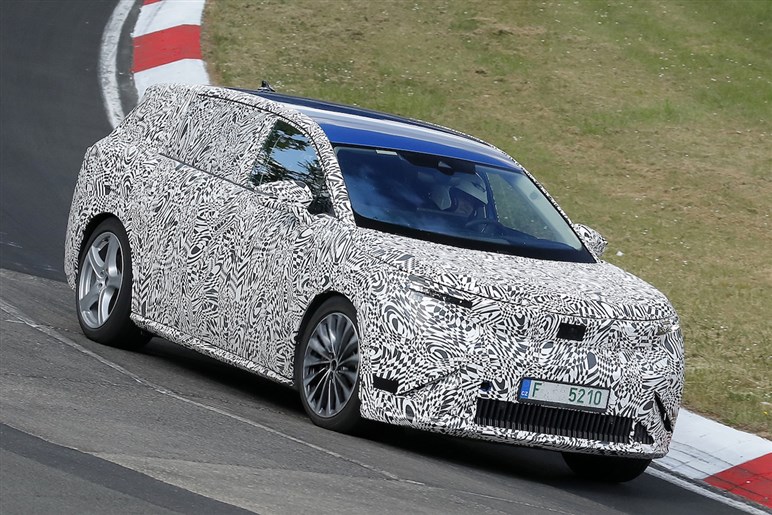 【名前はまだない】チェコ発VW傘下のシュコダが放つ新型7人乗りEV、航続600km超で2026年発売へ！