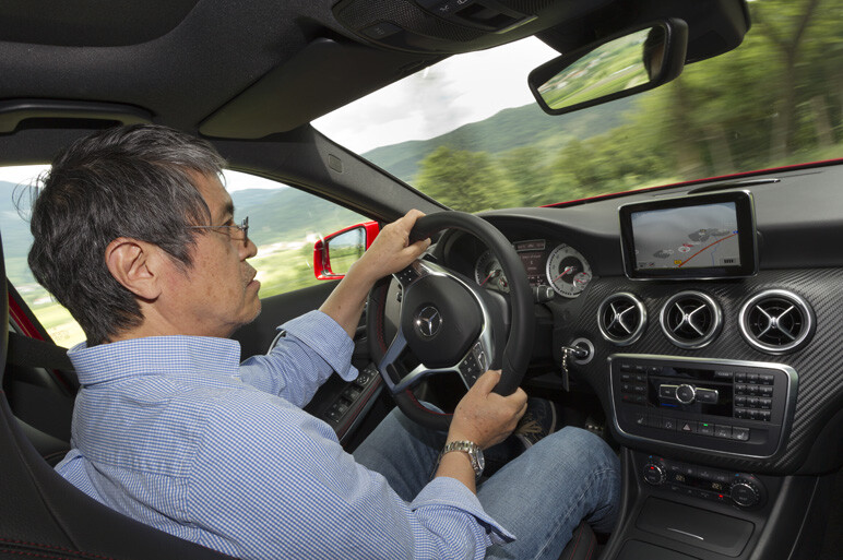 ベンツ新型Aクラス試乗 驚くべきスポーツ感覚