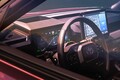 トヨタ、次期型『RAV4』を5月21日発表か　「ハンマーヘッド」デザイン採用