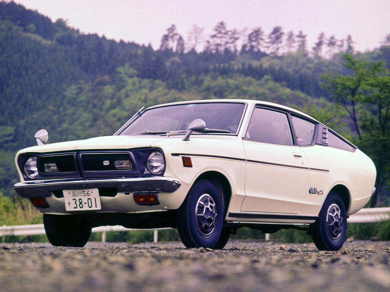 昭和の名車 132 ダットサン サニーは210型で 小型乗用車の風格をもった大衆乗用車 を目指した Webモーターマガジン 自動車情報サイト 新車 中古車 Carview