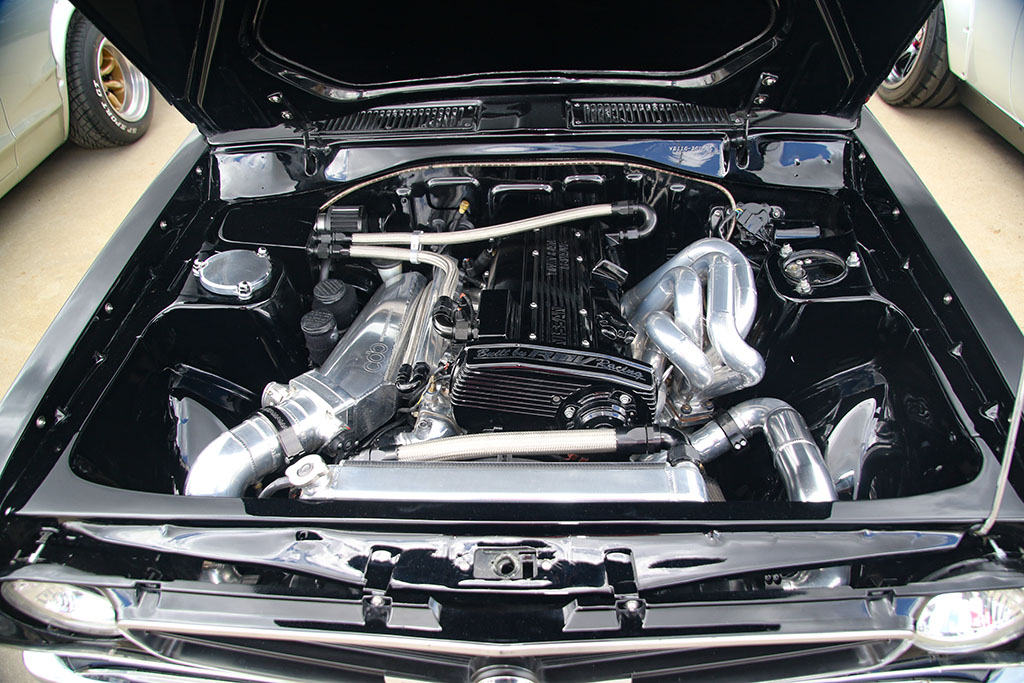 仰天エンジンスワップ7連発 S15シルビアにv12 ステージアにv8 Web Option 自動車情報サイト 新車 中古車 Carview