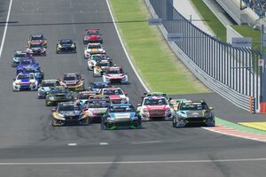 『TCRヨーロッパSIM Racing』第2戦はWTCR経験者が躍動。ナジーが開幕3連勝をマーク