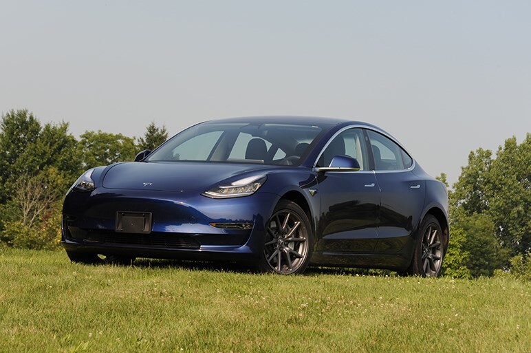 テスラ・モデル3の自動運転は優秀だがクルマの品質はまだまだだ