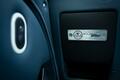 ロータス・エリーゼに30台の限定モデル「ヘリテージエディション」が登場。ボディストライプとインテリアレザーの組み合わせを3タイプ設定