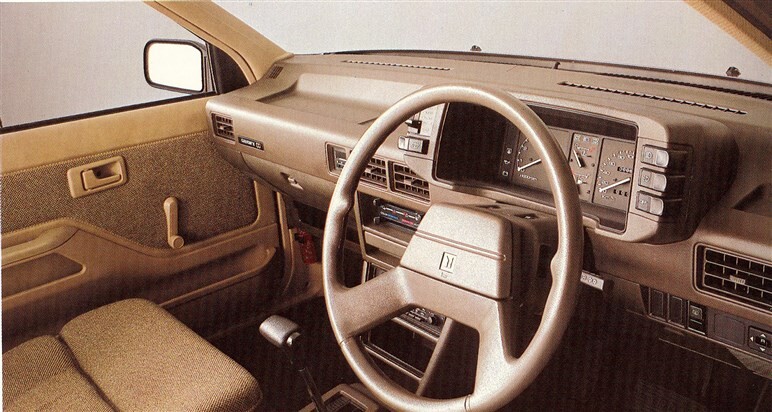 【街の遊撃手】路面が悪いとジャジャ馬になる？　巨匠がデザインした2代目いすゞ「ジェミニ」は愛すべきFF車だった