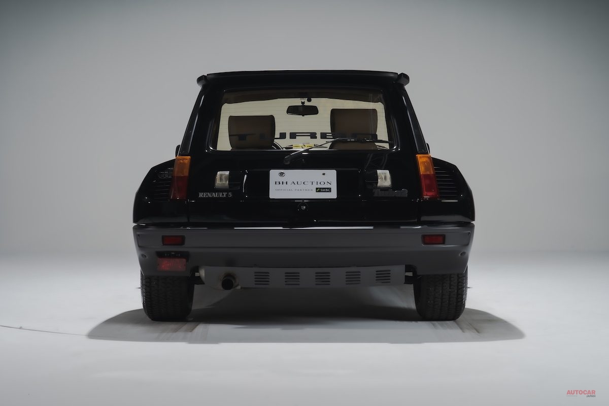 小さいのはお嫌い ルノー5ターボ2マキシ 1985年 Bhオークション Autocar Japan 自動車情報サイト 新車 中古車 Carview