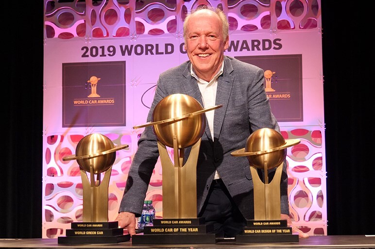 今年世界の自動車賞を獲りまくるジャガー Iペイスはどこが評価されているのか？