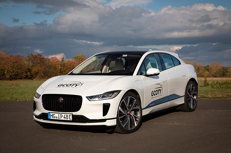 今年世界の自動車賞を獲りまくるジャガー Iペイスはどこが評価されているのか？