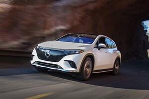 メルセデスの最高級EV「EQS SUV」はベースグレードでも超快適だが、巨艦モデルならではの要改善点も発見