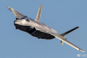 中国軍の「新鋭ステルス戦闘機」どれだけ増えた？ 既に米空軍の「世界最強戦闘機」を超える数に