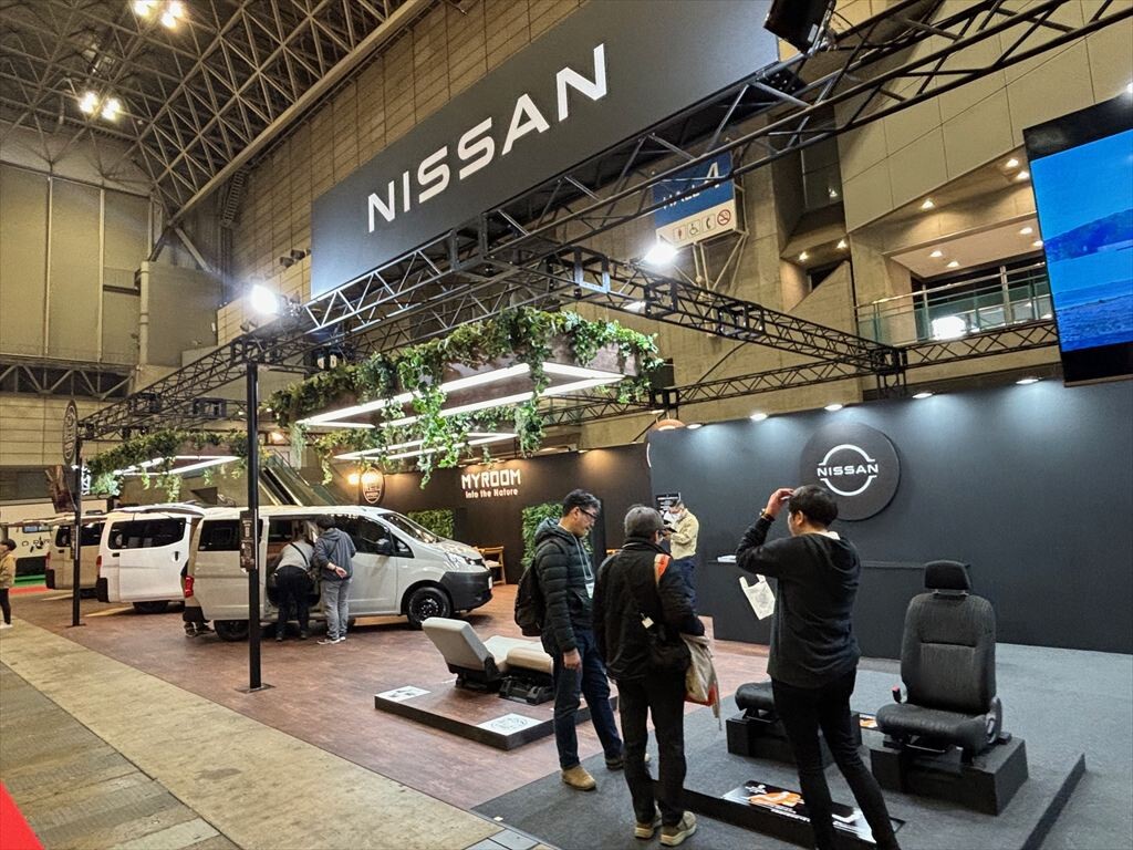 「種車」で「キャラバン」注目度急上昇「マイルーム」と二刀流で構える日産キャンピングカー新戦略とは？