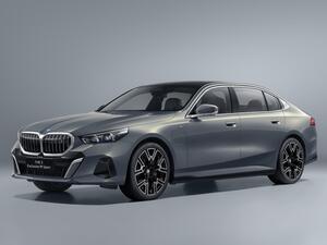 BMW 5シリーズ セダン【1分で読める輸入車解説／2025年最新版】