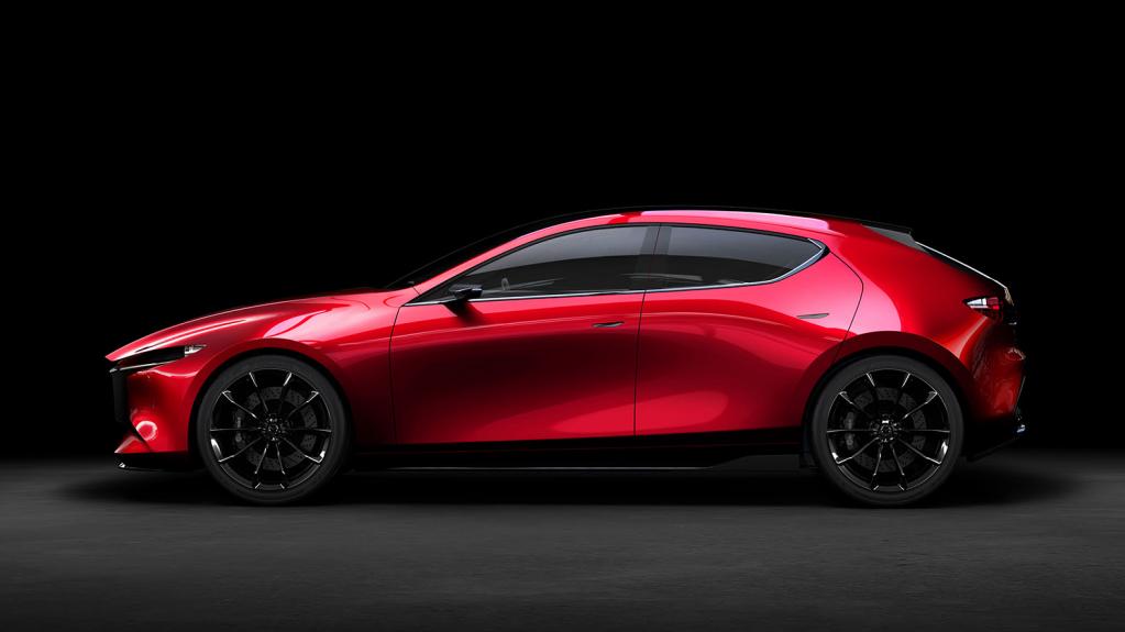 【速報Mazda3（アクセラ）／デザイン比較】マツダ 魁（KAI）CONCEPT はマツダ3となり、どうブラッシュアップされたのか