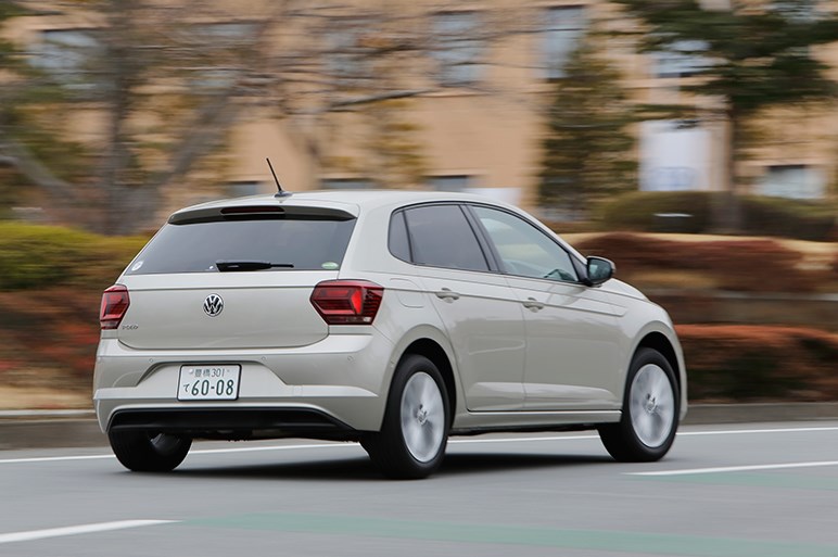 しみじみと良さが感じられる新型ポロ ゴルフ最廉価版との比較が悩ましい Carview 自動車情報サイト 新車 中古車 Carview