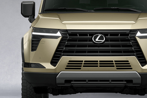 「レクサスGX」新型発表！ 54万台売れたオフロード4WDがフルチェン　日本で注目されるワケ