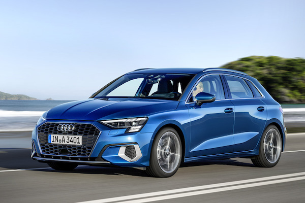 アウディ 第4世代の新型 A3スポーツバック を発表 動画 Auto Prove 自動車情報サイト 新車 中古車 Carview