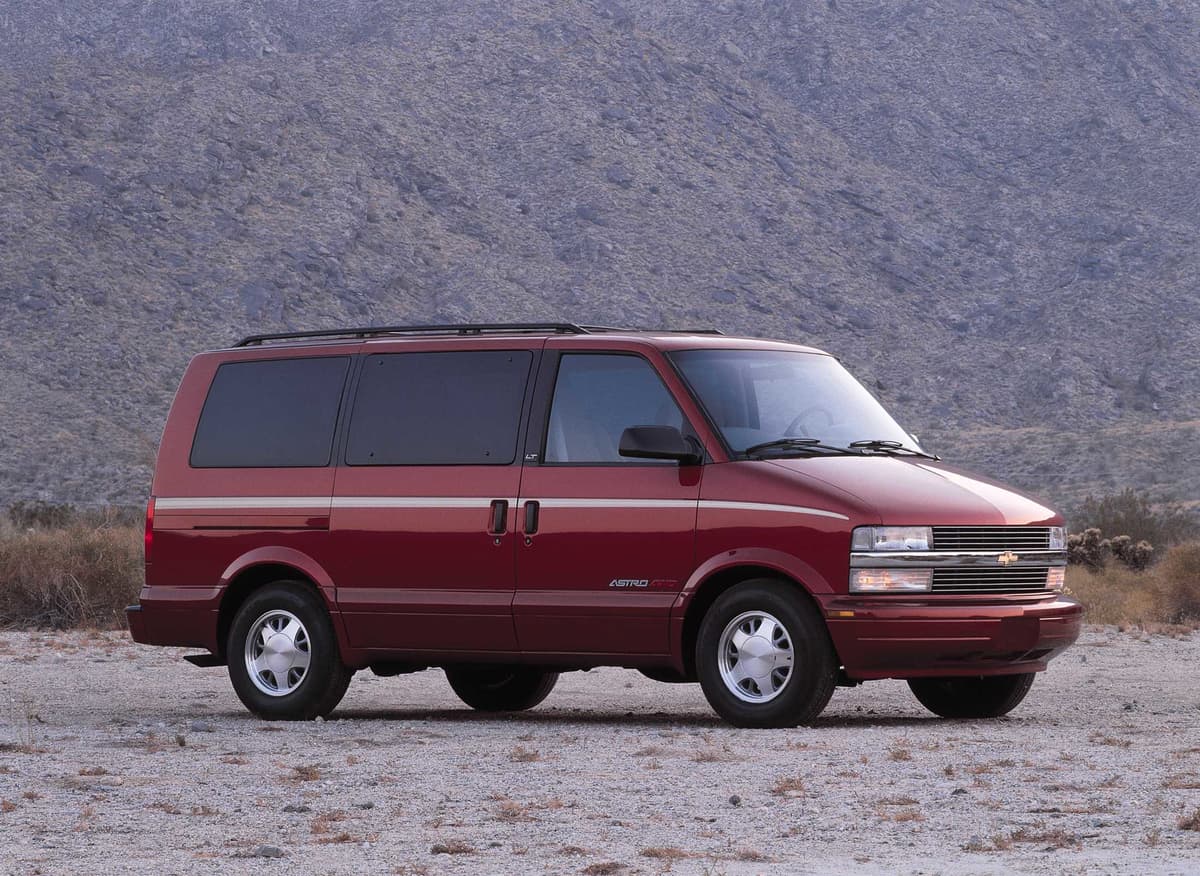 90年代に大ブーム ミニバン本家のアメ車 シボレー アストロ が一世を風靡した理由 Auto Messe Web 自動車情報サイト 新車 中古車 Carview