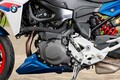 価格150万円以上でも身近に思える装備の充実度!!　新しくなったBMW Motorrad「F 900 R」の多面的な魅力とは