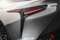 黒グリルが美しいレクサス「LC 2022年モデル」限定車が米で登場！ 左右非対称のダークローズ内装が斬新