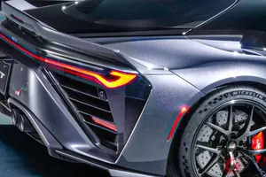 トヨタ新型「和製スーパーカー」初公開！ 4リッター「V8」搭載で650馬力！ 超ロングノーズ＆軽量ボディのGR「GT」どんなモデル？