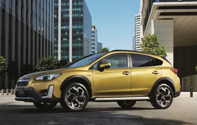 Subaru Xvがマイナーチェンジ スタイリッシュさとsuvらしい力強さを感じさせるデザインに刷新 カー アンド ドライバー 自動車情報サイト 新車 中古車 Carview