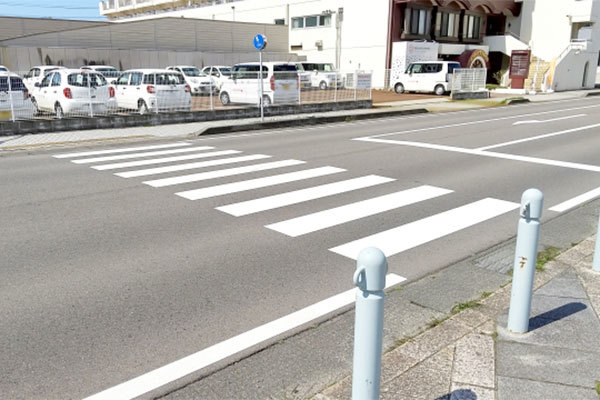 「横断歩道の車停止率」最下位から1年でトップ4位に！ 宮城県警さん何をした!?