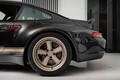 ポルシェ「911レストモッド」が約2億1800万円で落札！「もしも993型をつくり続けていたら…」がコンセプトです