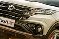 トヨタ“新型コンパクト3列SUV”「ラッシュ」公開！ アンダー300万円＆全長4.4m級ボディ＆MT設定もアリ！ 精悍スポーティ顔の「GRS」尼に登場