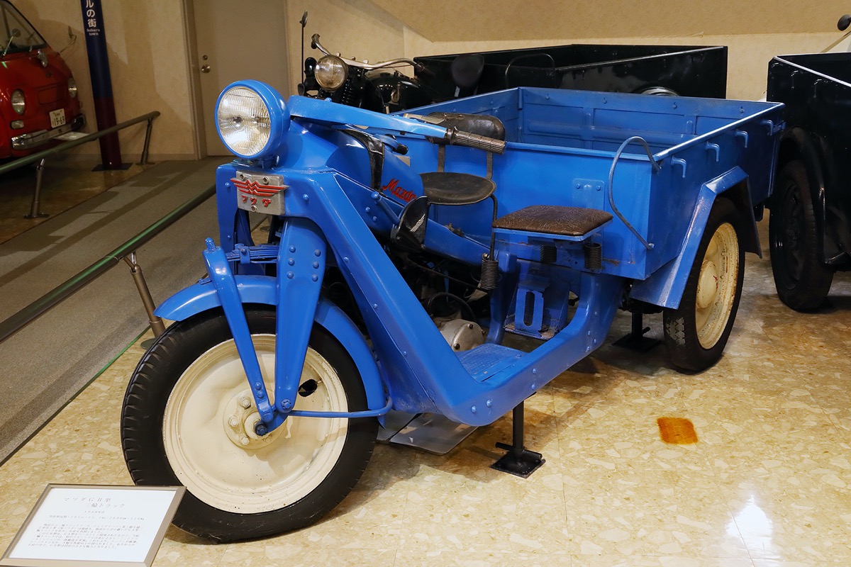 マツダのロゴ なぜ ｄ だけ大文字の D なの マツダエンブレムの変遷 Driver Web 自動車情報サイト 新車 中古車 Carview