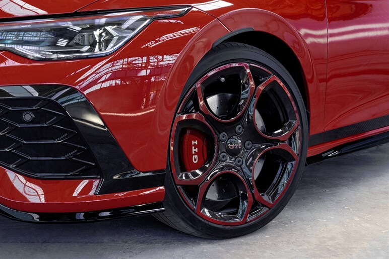 【ガチンコ】ゴルフGTI史上最速の「エディション50」登場。325ps/420NmでシビックタイプRと真っ向勝負