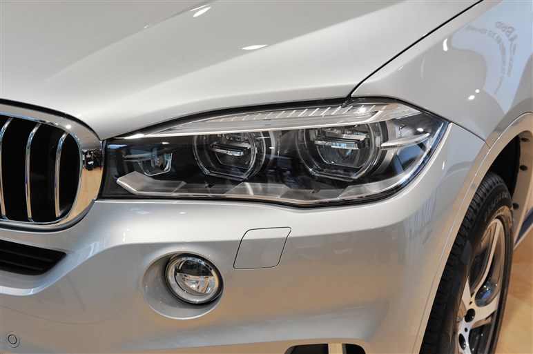 BMWがPHV攻勢へ！ プラグインハイブリッド「X5 xDrive40e」を発売