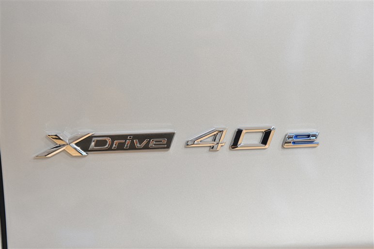 BMWがPHV攻勢へ！ プラグインハイブリッド「X5 xDrive40e」を発売