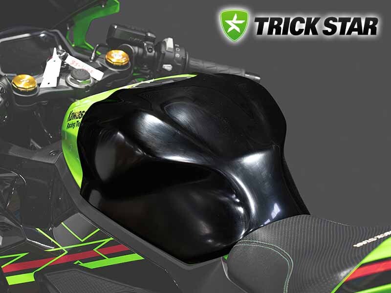 山本 剛大選手が監修した ZX-25R／ZX-4R用「スポーツタンク