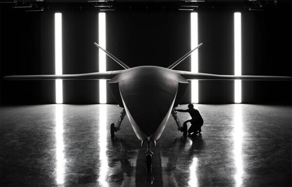 新興企業がつくった「F-35などの“お供”」その実力とは？ 「有人機いなくてもOK」