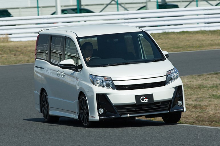 86 Grmnとノア ヴォクシー G Sのプロトタイプをサーキット試乗 Carview 自動車情報サイト 新車 中古車 Carview