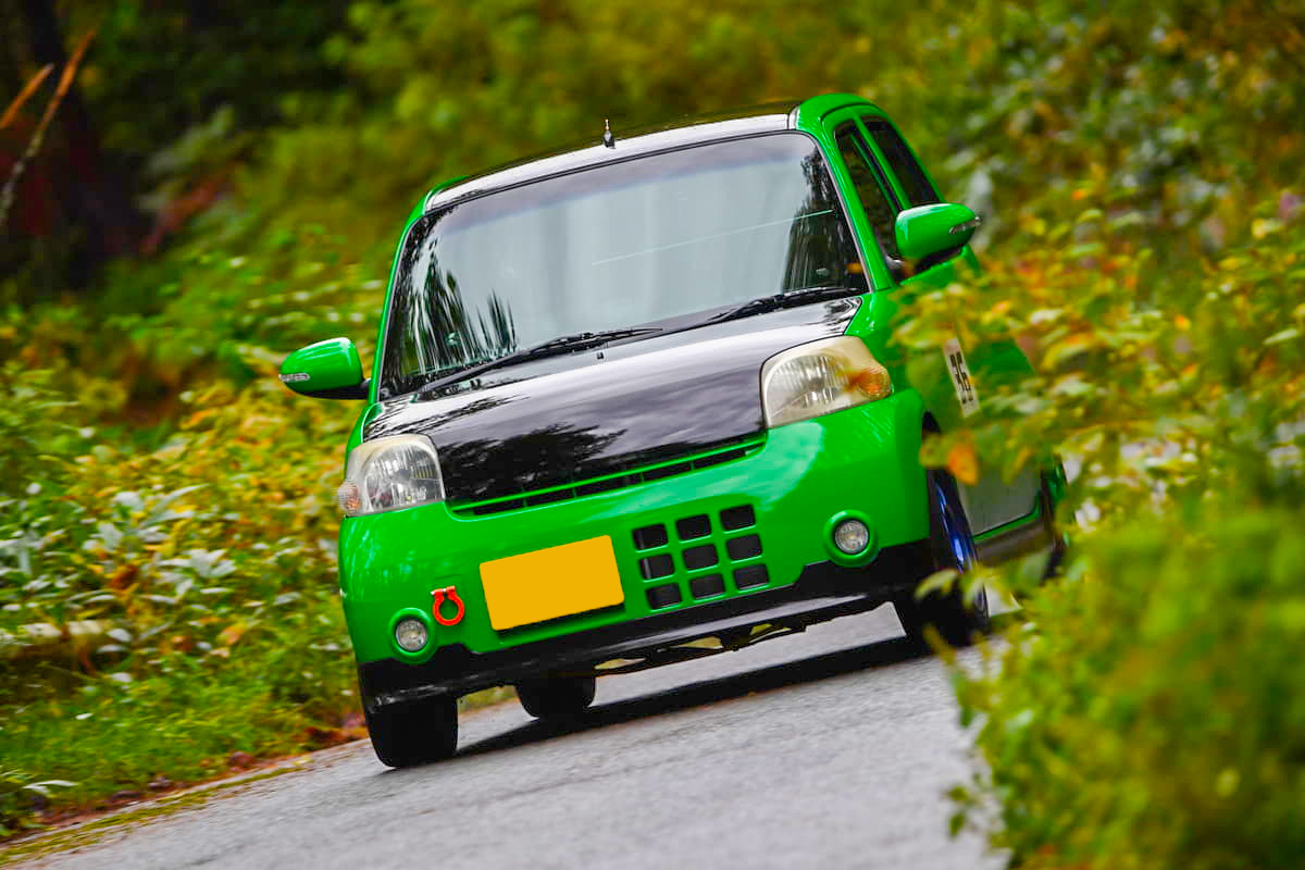 ダイハツ エッセだけのワンメイクレース ウェット路面のヒルクライムを攻めまくる Ajec Auto Messe Web 自動車情報サイト 新車 中古車 Carview