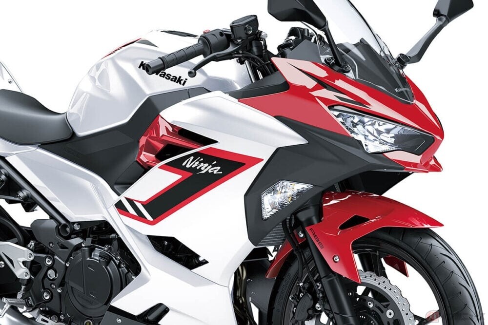 スポーティな外観なのに超ユーザーフレンドリー!! カワサキ「Ninja 250」2026年モデル発売 新カラー2色で登場
