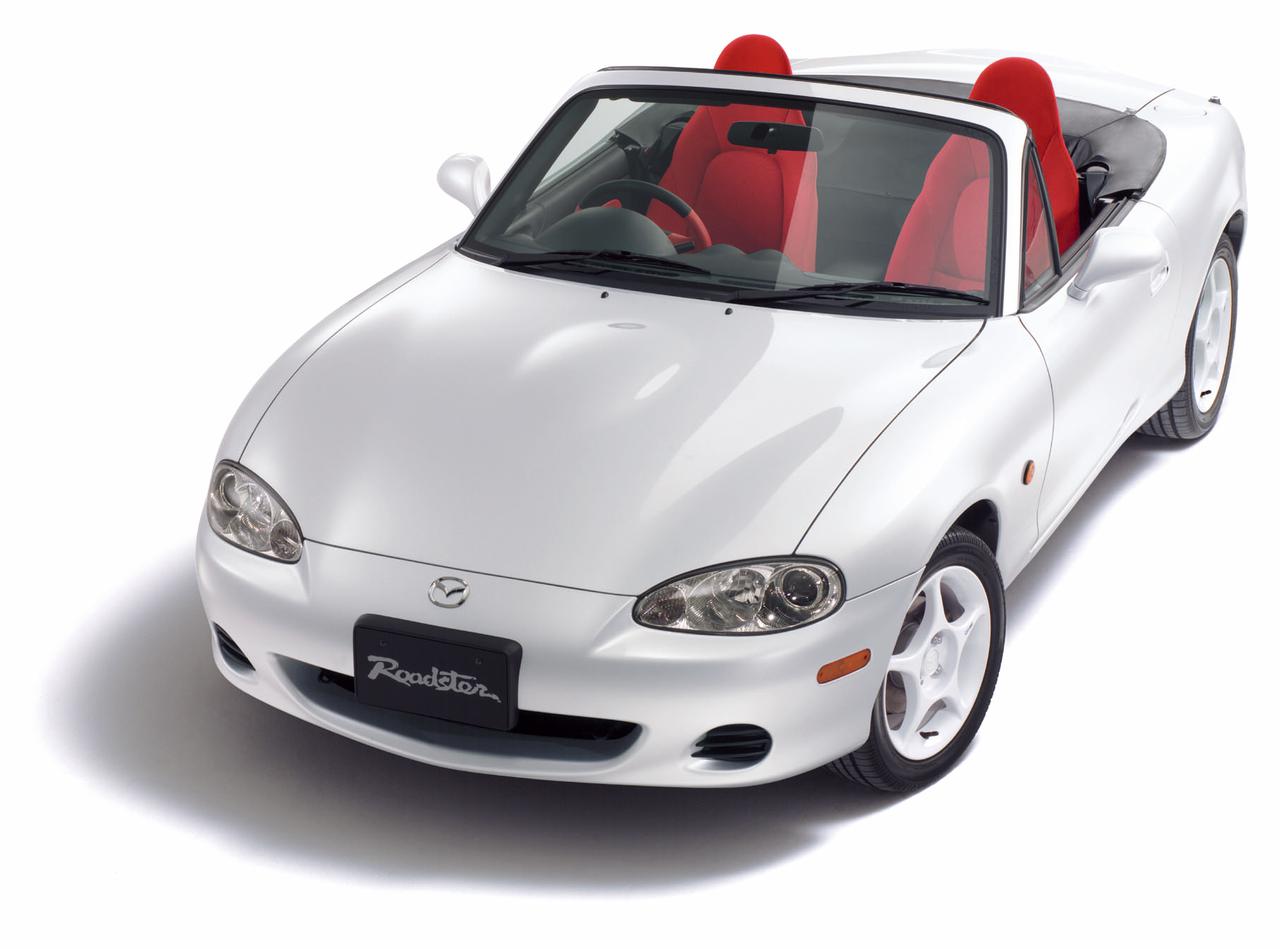 特別なロードスター Nb編 5 ロードスター初のナンバー付きレースベース車として登場した Nr A Webモーターマガジン 自動車情報サイト 新車 中古車 Carview