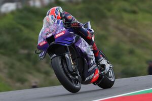 【MotoGP】”不向き”だったヤマハも「上手く機能させることができた」ミラー、初の直4マシン乗り換えには満足