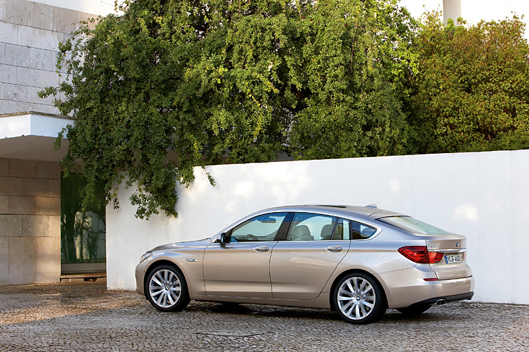 BMWの新たな提案、 5シリーズGTに試乗！
