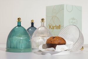 マルケージとカルテルがコラボ！　パネットーネとケースがセットになったクリスマスだけの特別アイテム発売