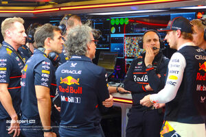 「いろいろな思いが込み上げた」と涙を流したランビアーゼ。“チームの模範的存在”とフェルスタッペンが称える／F1 Topic