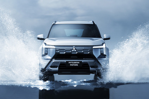 これって……パジェロじゃん！　三菱の新型SUV「デスティネーター」を早よ日本に入れて!!